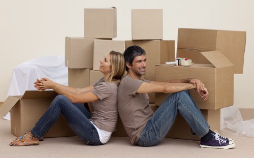 Commercial moving truck support for offices and local businesses