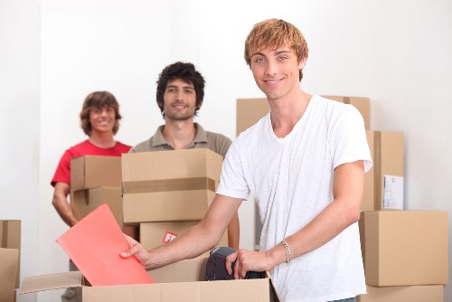 Local truck hire planning for access and parking challenges in Movers